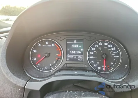 2015 Audi A3 Premium z USA, uszkodzony, nr VIN WAUACGFF2F1136176